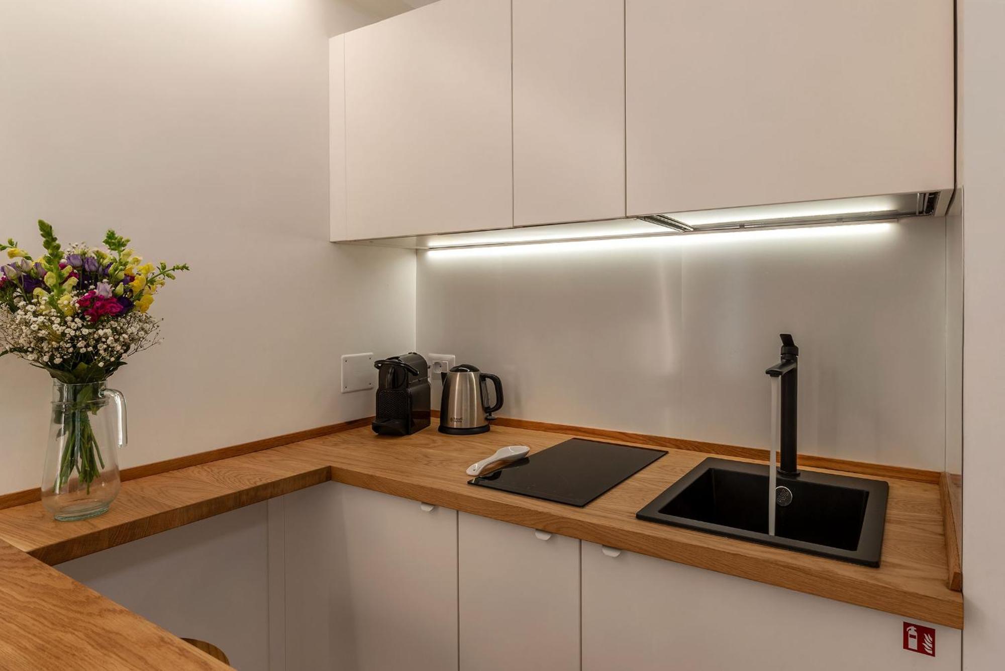 Appartement Rasella 21 - Fromhometorome Rome